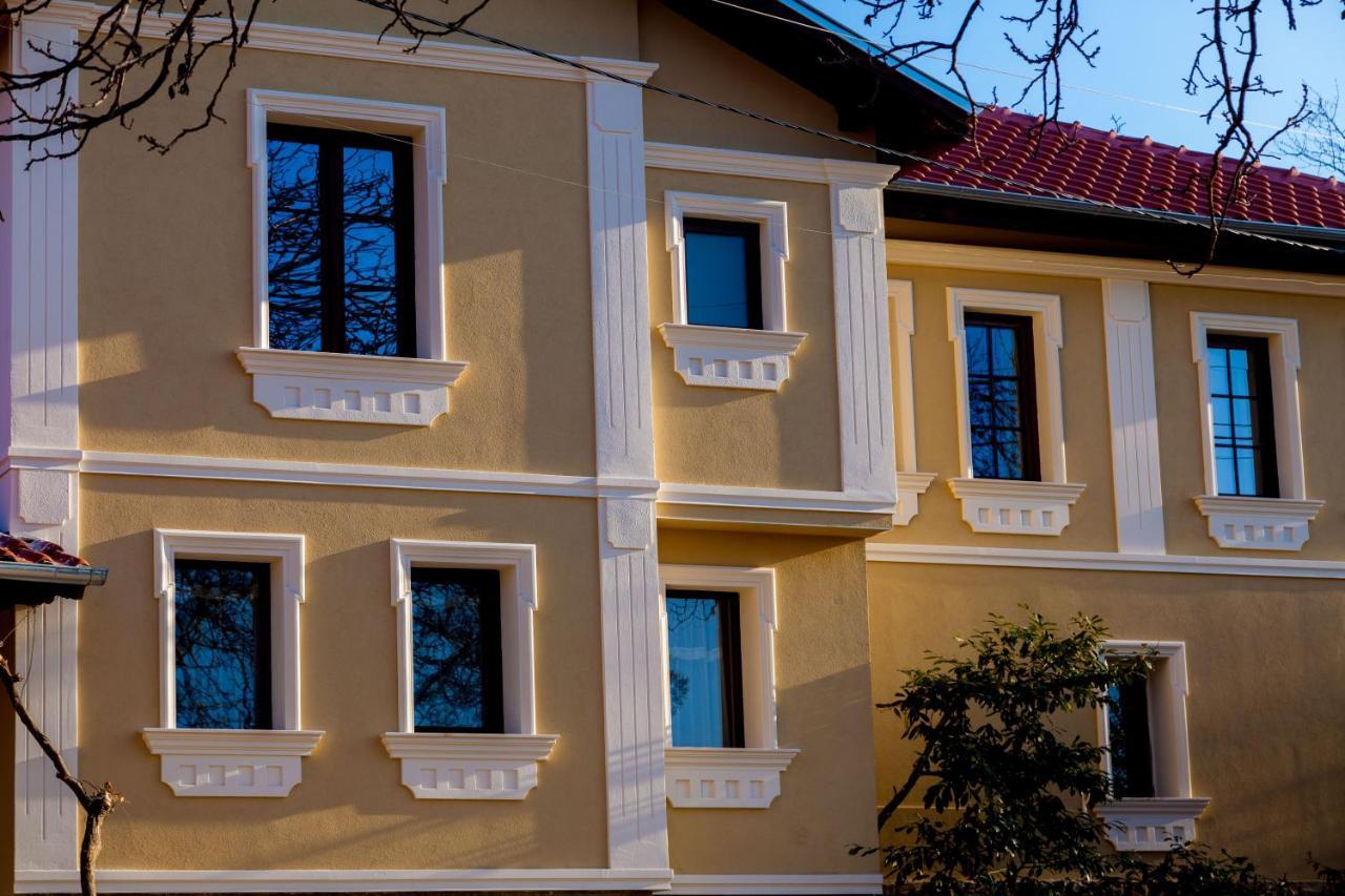 Chamurkov Guest House فيليكو ترنوفو المظهر الخارجي الصورة